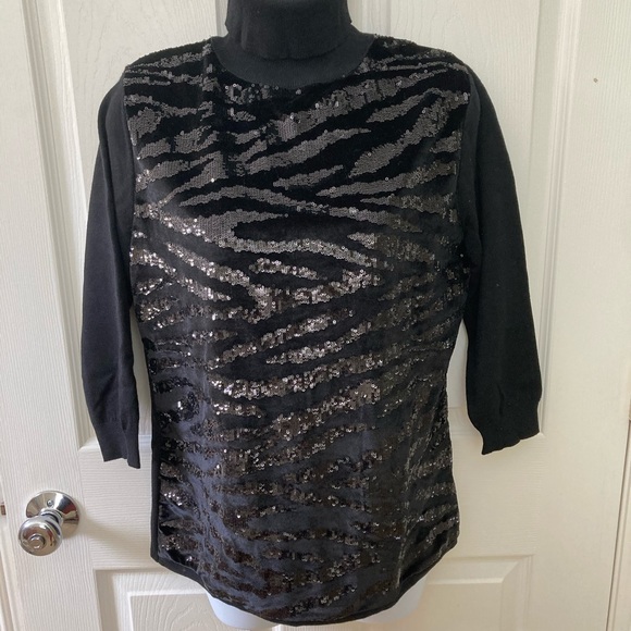 Beautiful Black Sequin Turtleneck Sweater - Picture 4 of 10